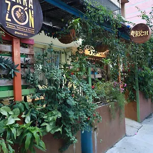 Хостел Hostal Paz Y Vida